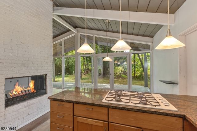 21 Maxwell Ct, Morristown Town, NJ 07960
