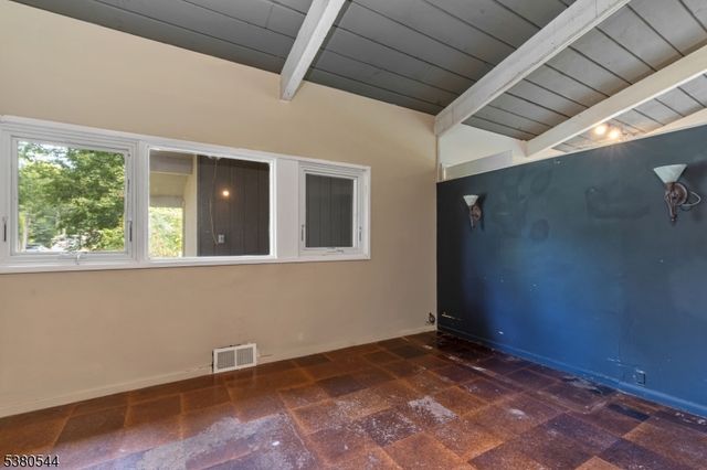 21 Maxwell Ct, Morristown Town, NJ 07960