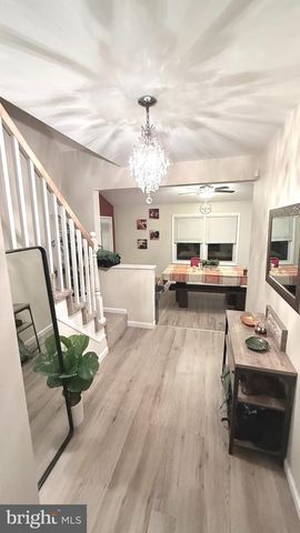 304 NEWPORT RD, Bristol, PA 19007