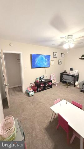 304 NEWPORT RD, Bristol, PA 19007