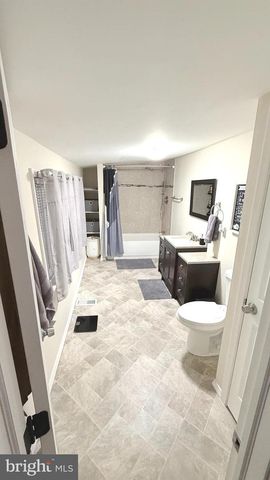 304 NEWPORT RD, Bristol, PA 19007