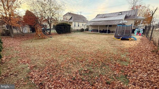 304 NEWPORT RD, Bristol, PA 19007