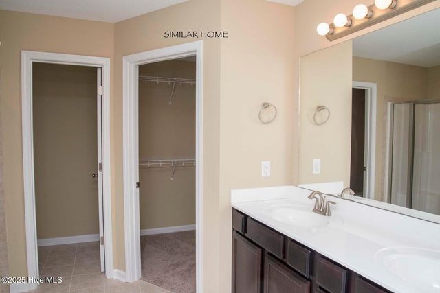 931 Farmyard Garden Drive, Jacksonville, NC 28546