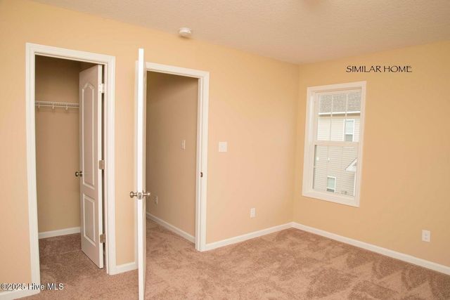 931 Farmyard Garden Drive, Jacksonville, NC 28546