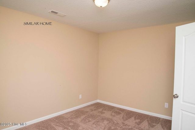 931 Farmyard Garden Drive, Jacksonville, NC 28546