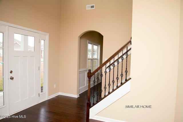 931 Farmyard Garden Drive, Jacksonville, NC 28546