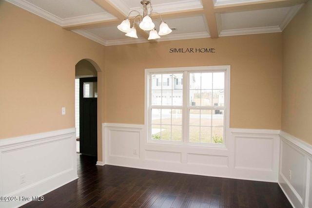 931 Farmyard Garden Drive, Jacksonville, NC 28546