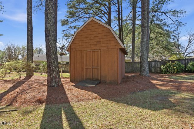 1210 E Cumberland Street, Dunn, NC 28334