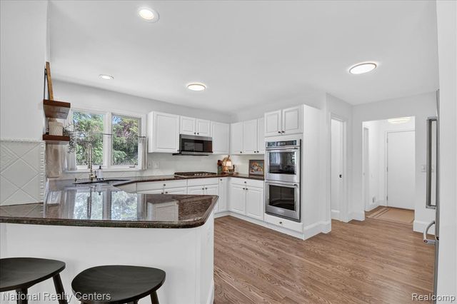 54366 Royal Troon Drive, South Lyon, MI 48178
