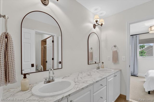 54366 Royal Troon Drive, South Lyon, MI 48178