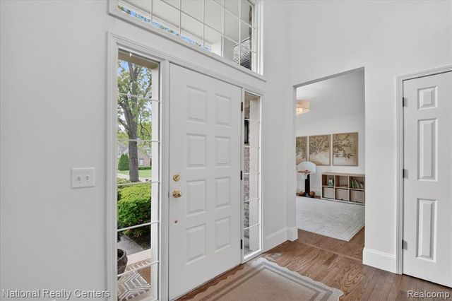 54366 Royal Troon Drive, South Lyon, MI 48178
