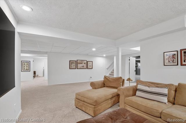 54366 Royal Troon Drive, South Lyon, MI 48178