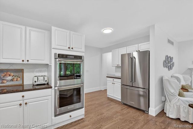54366 Royal Troon Drive, South Lyon, MI 48178