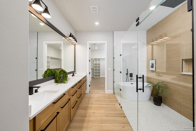 725 Heavenly Sky, San Antonio, TX 78260