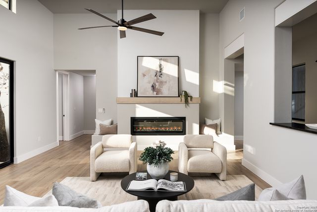 725 Heavenly Sky, San Antonio, TX 78260