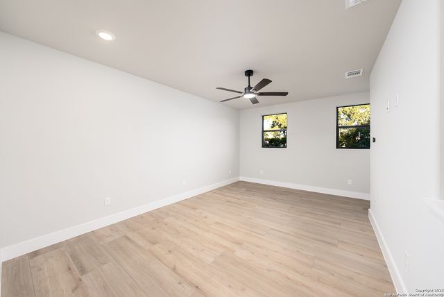 725 Heavenly Sky, San Antonio, TX 78260