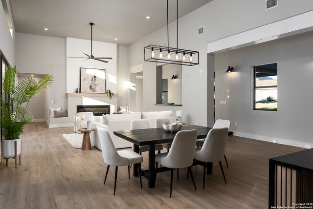 725 Heavenly Sky, San Antonio, TX 78260