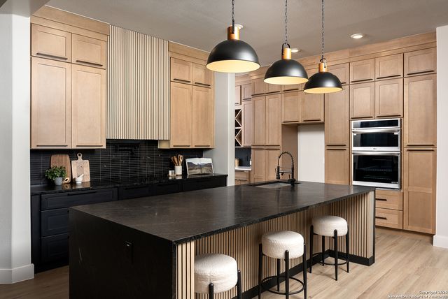 725 Heavenly Sky, San Antonio, TX 78260