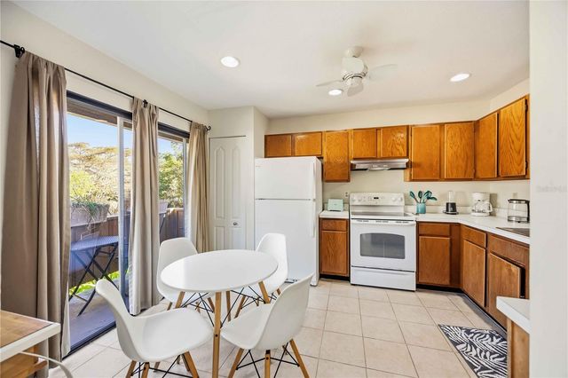 1626 BROOKHOUSE DRIVE 235, Sarasota, FL 34231