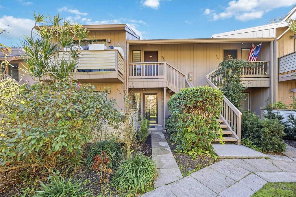 1626 BROOKHOUSE DRIVE 235, Sarasota, FL 34231