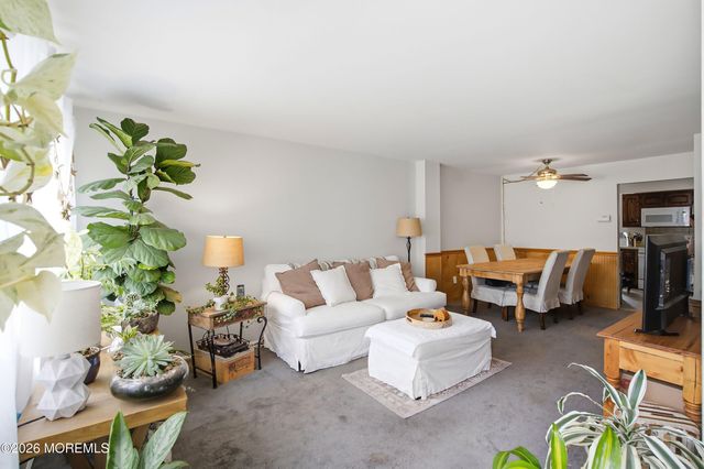 127 Primrose Lane 127, Brick, NJ 08724
