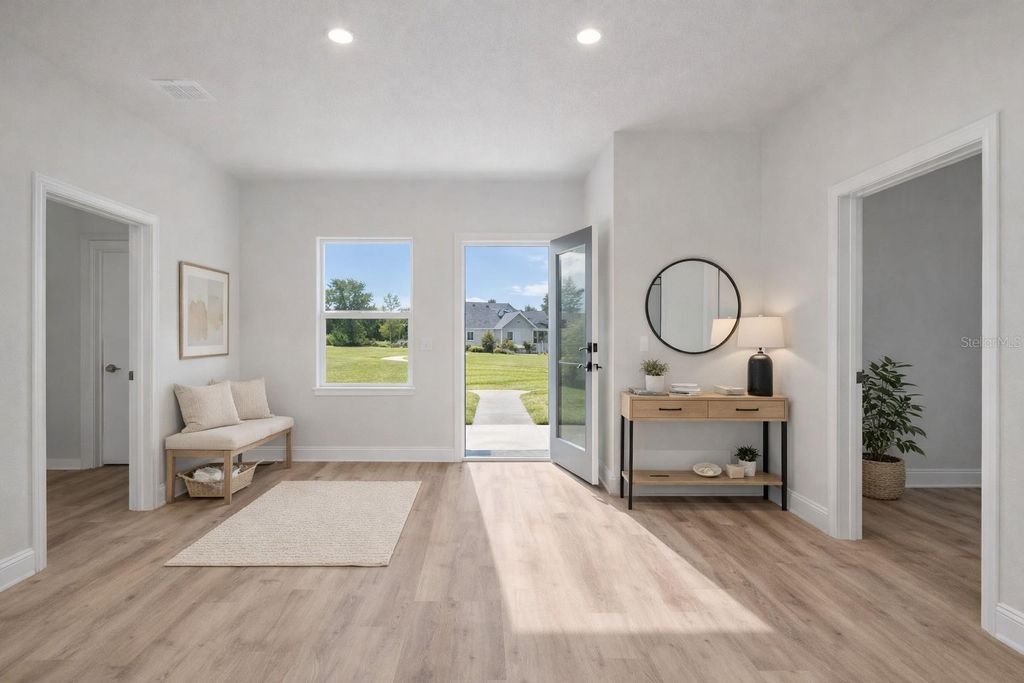 Image 3 of property listing at 8273 N DOWNER WAY, Citrus Springs, FL 34434