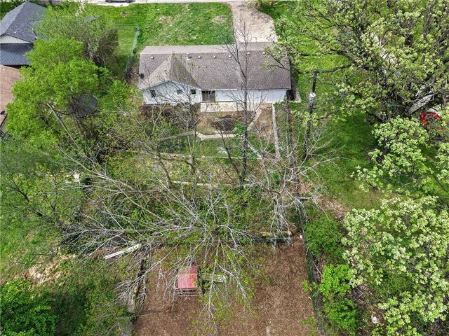 415 N 31st Street, Kansas City, KS 66102