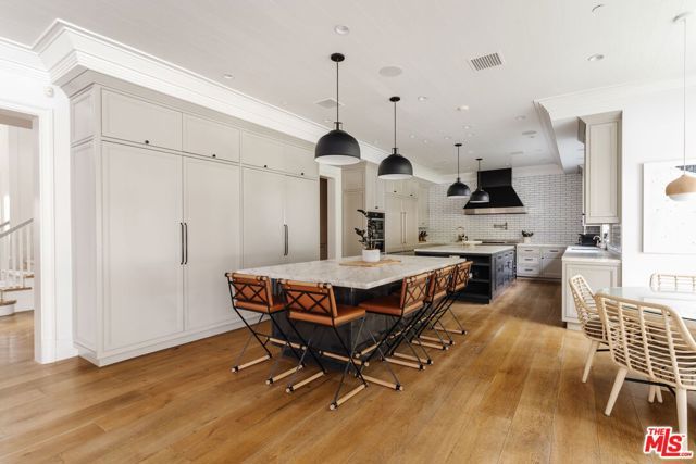 957 Corsica Drive, Pacific Palisades (los Angeles), CA 90272