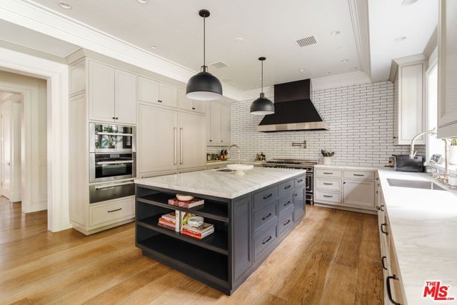 957 Corsica Drive, Pacific Palisades (los Angeles), CA 90272