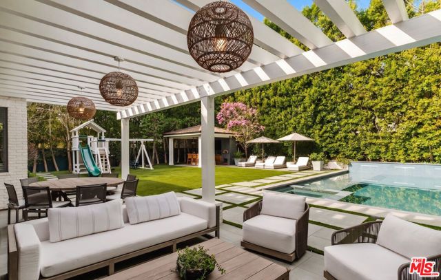 957 Corsica Drive, Pacific Palisades (los Angeles), CA 90272