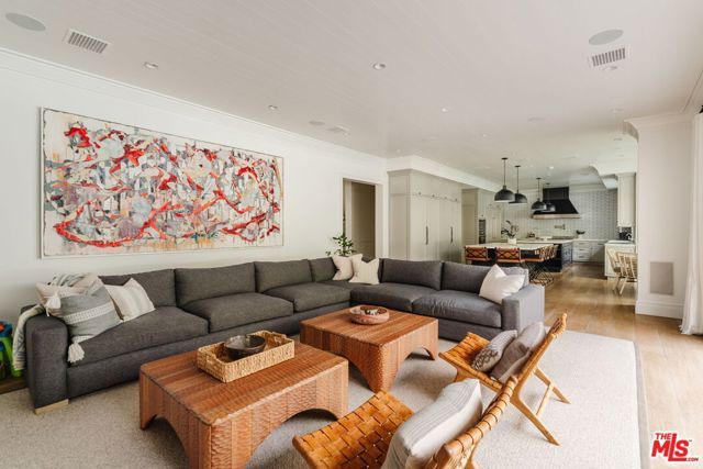 957 Corsica Drive, Pacific Palisades (los Angeles), CA 90272