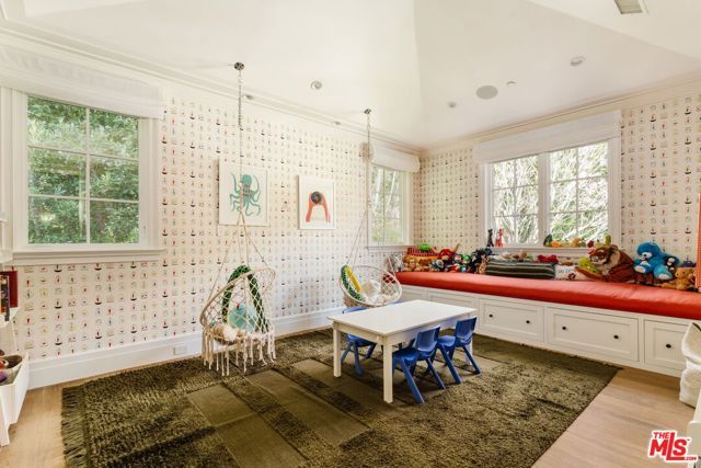 957 Corsica Drive, Pacific Palisades (los Angeles), CA 90272