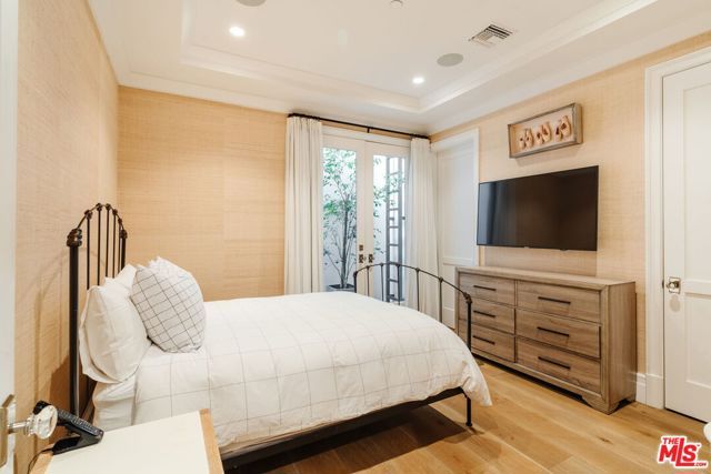 957 Corsica Drive, Pacific Palisades (los Angeles), CA 90272