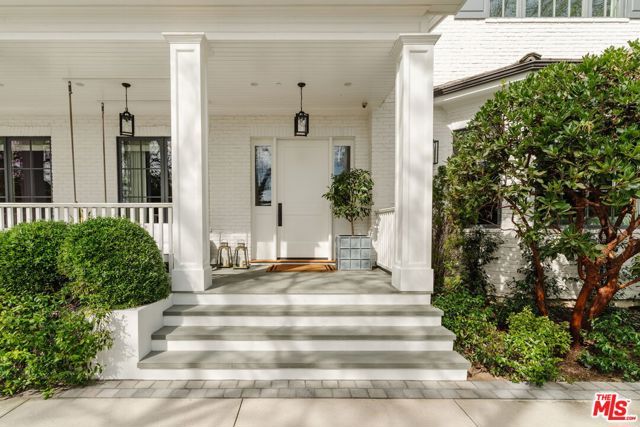 957 Corsica Drive, Pacific Palisades (los Angeles), CA 90272