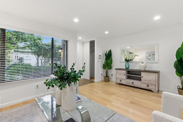1203 Crescent Terrace, Sunnyvale, CA 94087