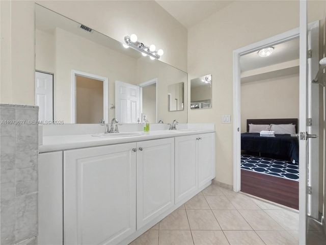 363 NE 25th Ter, Homestead, FL 33033