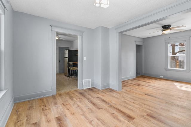 2314 Thomas Avenue N, Minneapolis, MN 55411