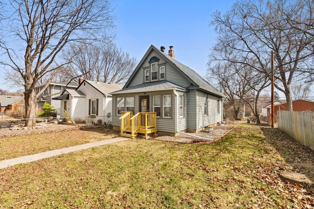 2314 Thomas Avenue N, Minneapolis, MN 55411
