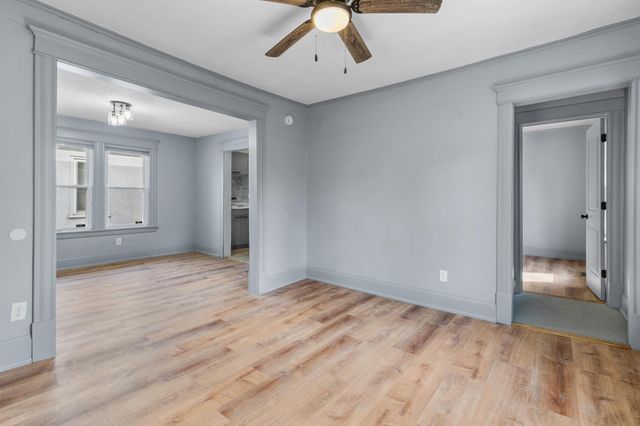 2314 Thomas Avenue N, Minneapolis, MN 55411