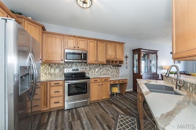 1507 S Old Highway 94 308, St Charles, MO 63303