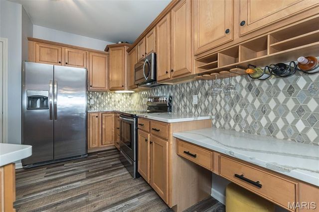 1507 S Old Highway 94 308, St Charles, MO 63303