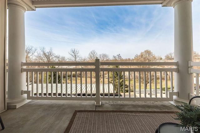 1507 S Old Highway 94 308, St Charles, MO 63303