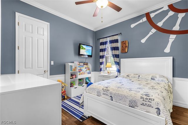 4438 NE 11th PL, Cape Coral, FL 33909