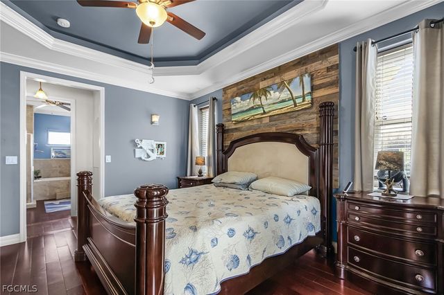 4438 NE 11th PL, Cape Coral, FL 33909