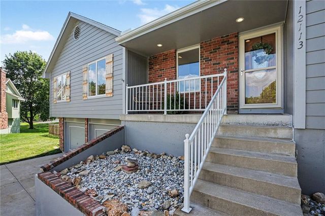 12113 E 78th Terrace, Kansas City, MO 64138