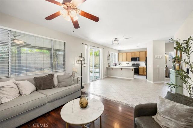5832 Pine Valley, Fontana, CA 92336