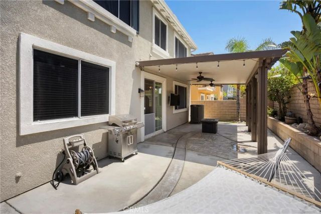 5832 Pine Valley, Fontana, CA 92336