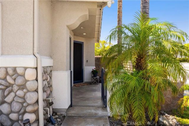 5832 Pine Valley, Fontana, CA 92336