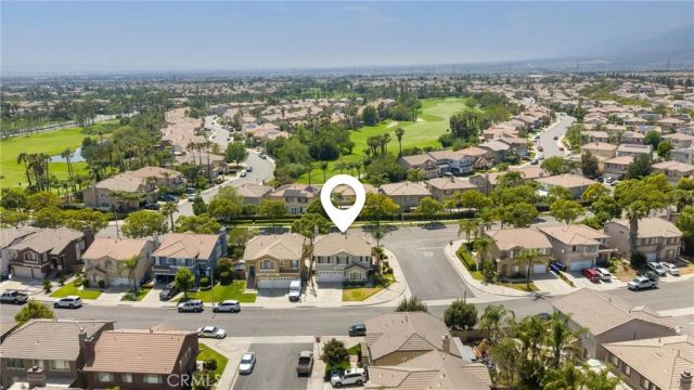 5832 Pine Valley, Fontana, CA 92336
