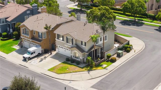 5832 Pine Valley, Fontana, CA 92336